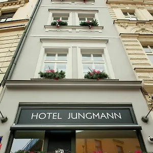 Jungmann 4*, Prague République tchèque